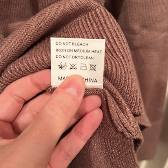 NWT Nutmeg Lillusory V-Neck Collared Sweater XL - Picture 11 of 16